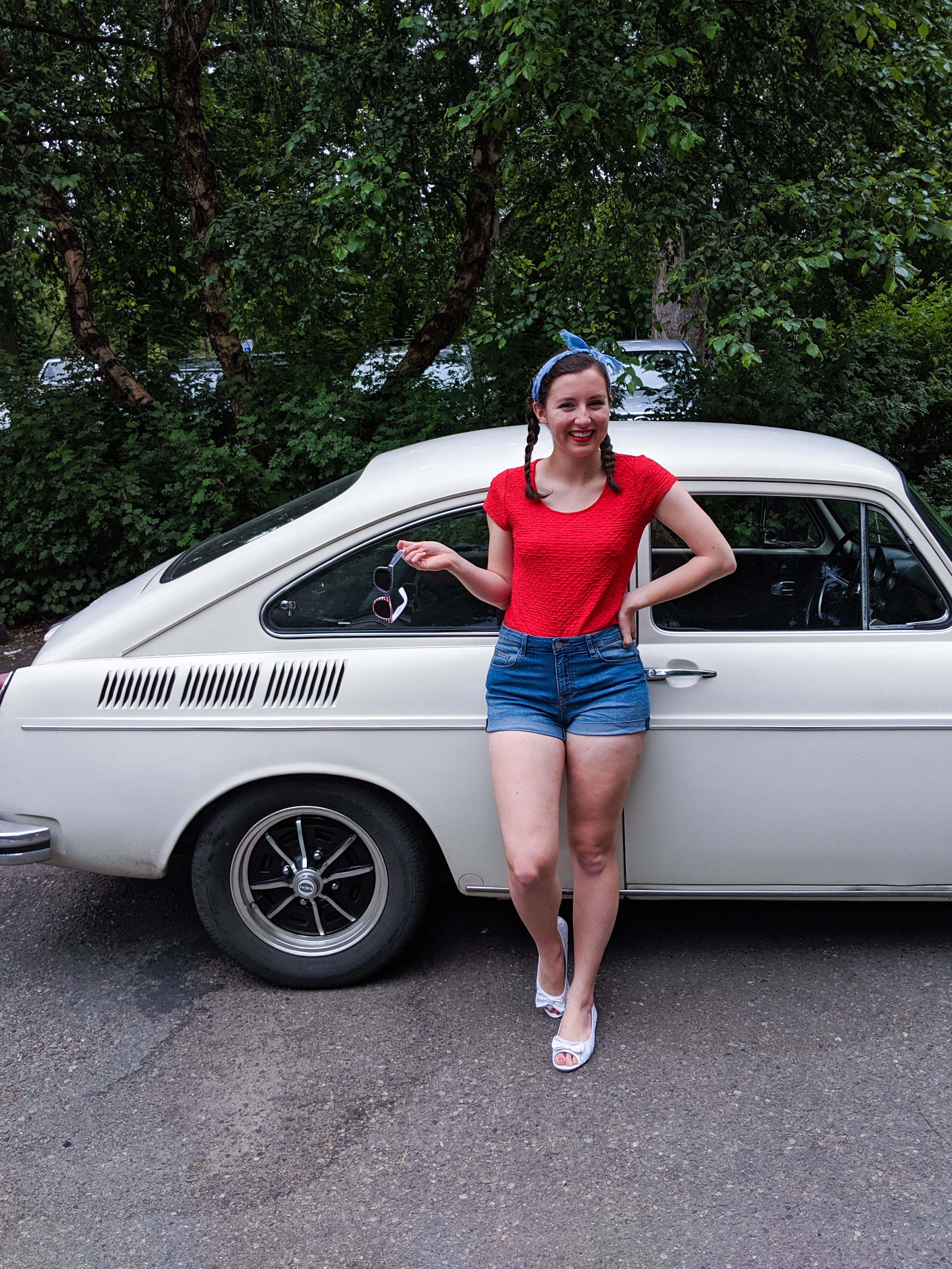 1970 Volkswagen Fastback, patriotic outfit, USA