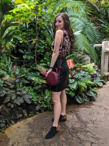 Denver fashion blogger, Denver Botanic Gardens, burgundy crossbody purse, leopard booties