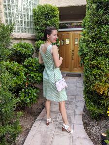 green-sundress-white-heels-summer-outfit-style-quotes