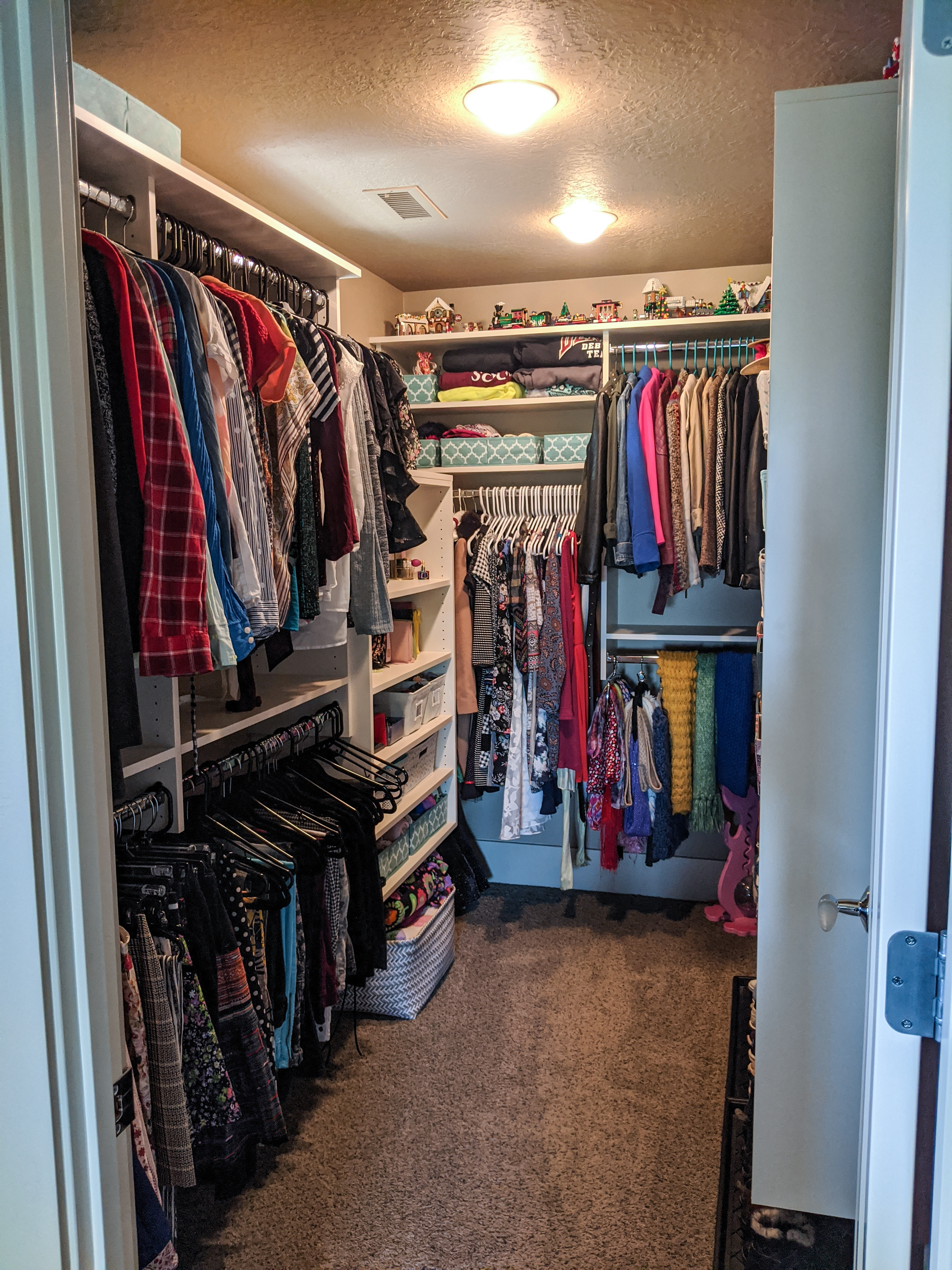 closet-tour-college-fashion-blogger