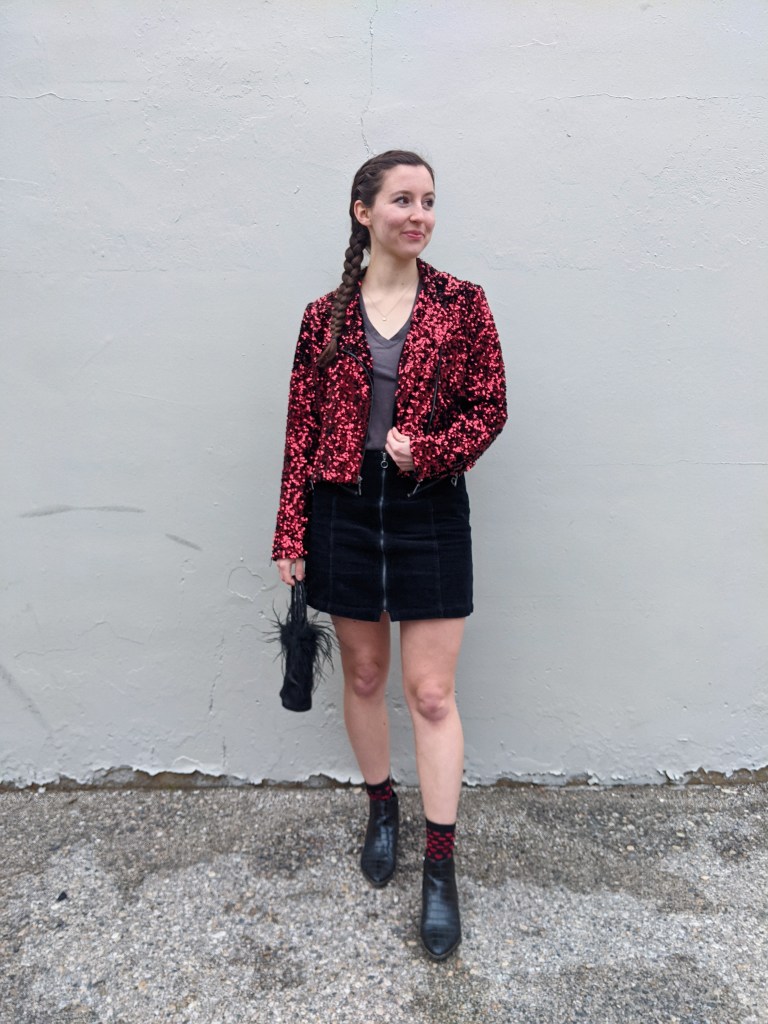 sidebraid-feather-purse-heart-socks-valentine's-day-outfit