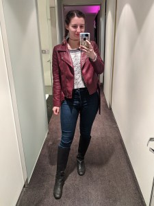 grey-sweater-maroon-moto-jacket-skinny-jeans