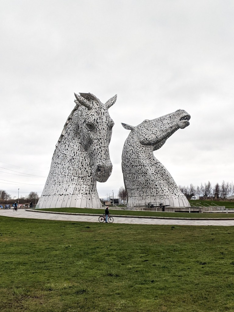 scotland-kelpies-horse-statues-falkirk-study-abroad-student