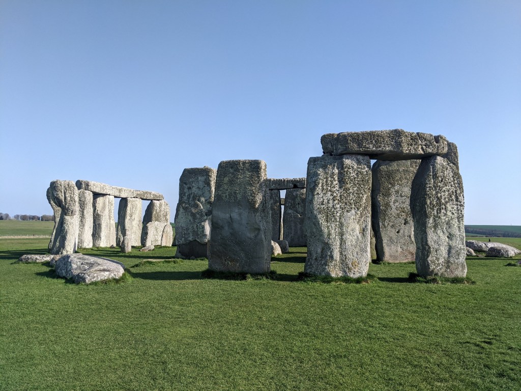 stonehenge-england-study-abroad-student-united-kingdom