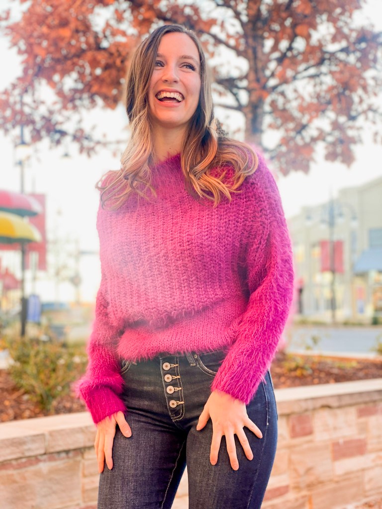 hot-pink-sweater-button-fly-jeans-winter-outfit