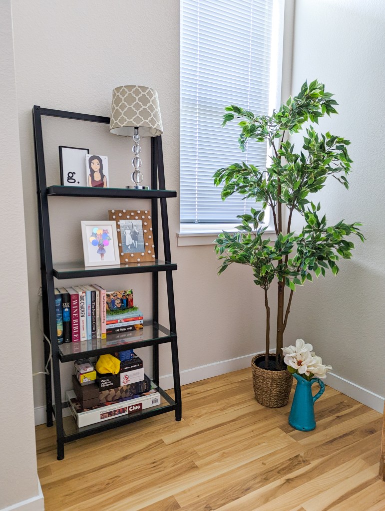 fake-tree-ikea-bookshelf-shabby-chic-apartment-decor