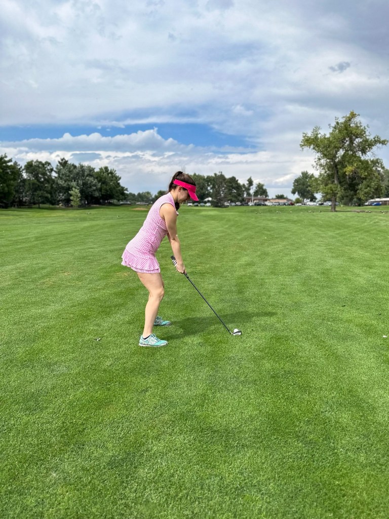 golfing-colorado-houndstooth-pink-golf-dress-visor