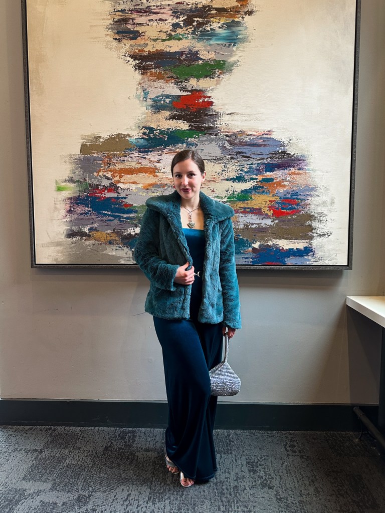thrifted-fashion-going-out-outfit-teal-faux-fur-jacket-velvet-jumpsuit-silver-purse