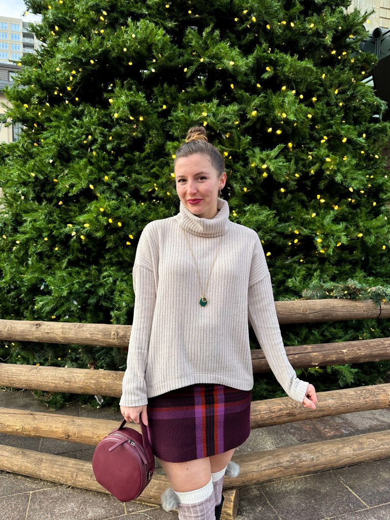 beige-sweater-plaid-skirt-circle-purse-date-night-outfit-winter-style